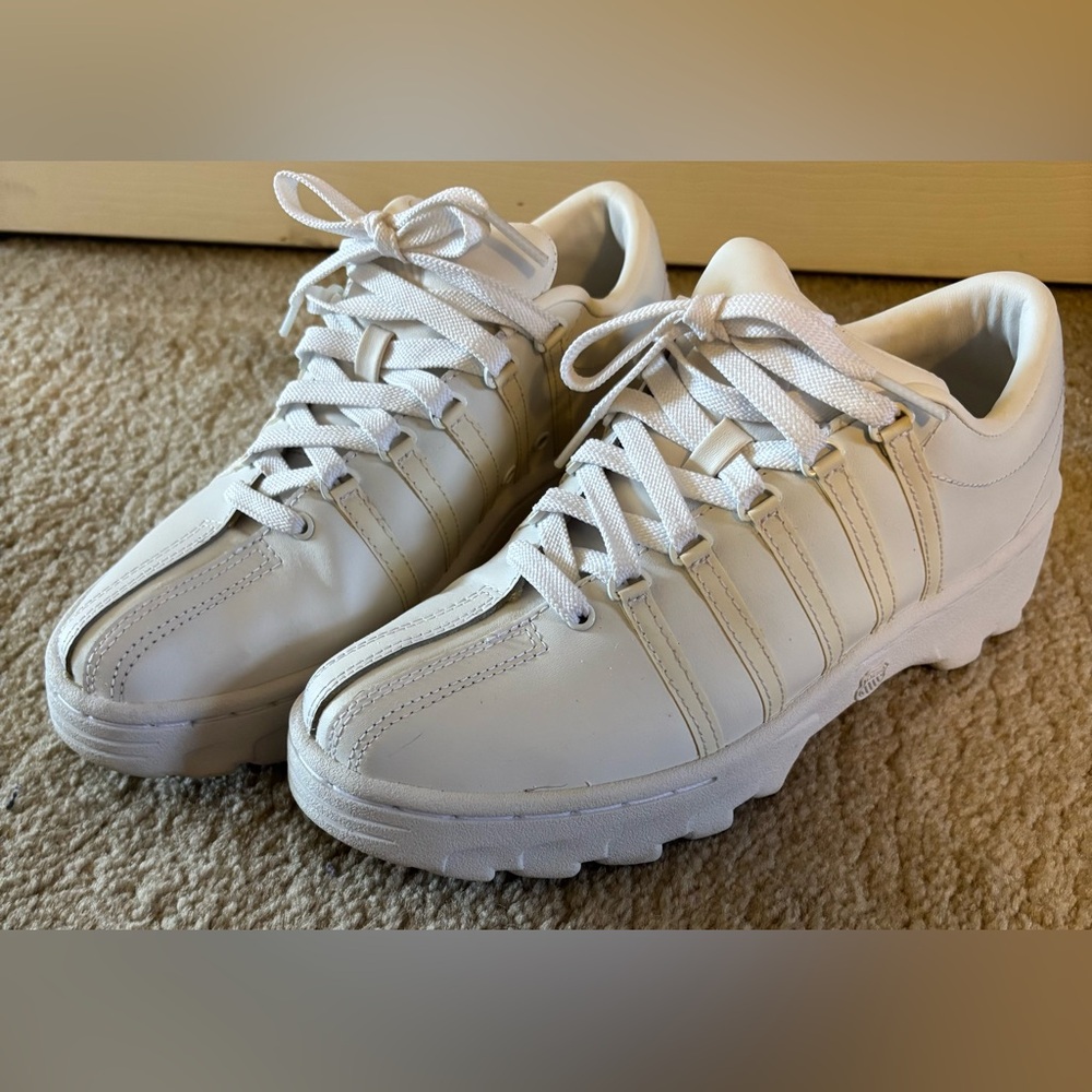 K-Swiss White Women's Sneakers - RARE FIND!!👀 - Picture 7 of 10